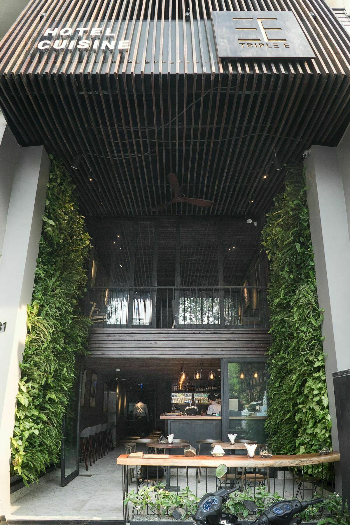 Triple E Hotel Ho Şi Min Exterior foto
